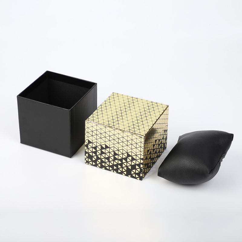 Персонализированная сусальным золотом кожаная коробка дозора 2 части твердой бумаги с подушкой создала программу-оболочку черное